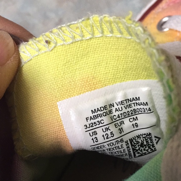 Converse children’s runners (sz 13) - Picture 7 of 10